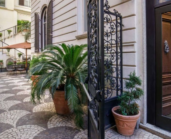 Atvaļinājums pilsētas centrā 4* ROYAL COURT HOTEL Romā, Itālijā!