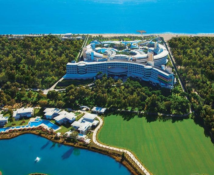 Baudiet luksusa atpūtu 5* CORNELIA DIAMOND GOLF RESORT & SPA Belekā, Turcijā!