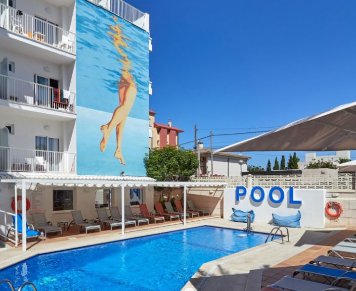Moderna un ērta atpūta tikai pieaugušajiem BQ CARMEN PLAYA (16+) Maljorkā, Spānijā!