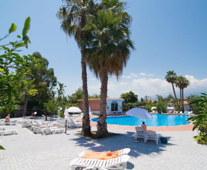 Mierīga atpūta skaistā apkārtnē 3* VILLAGGIO ALKANTARA Katanijā, Sicīlijā!