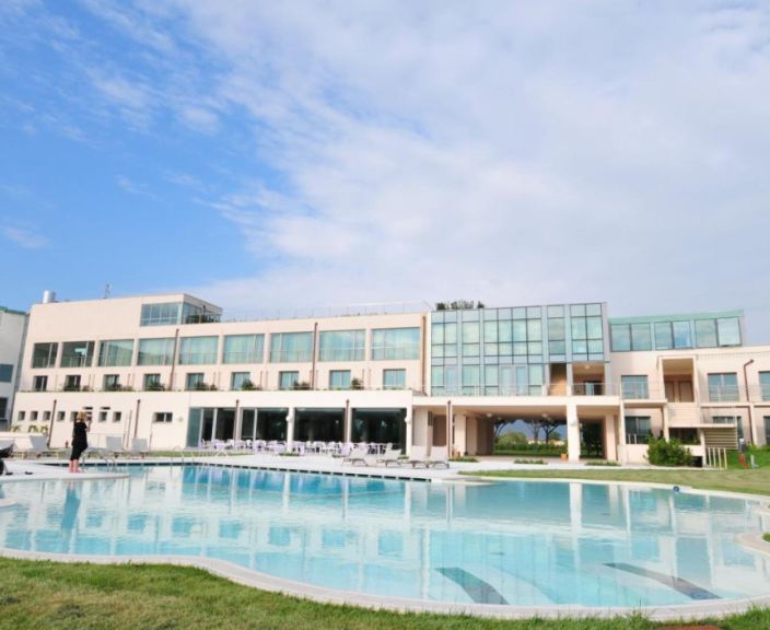 Lieliska atpūta 5* PISA TOWER PLAZA HOTEL Pizā, Itālijā!