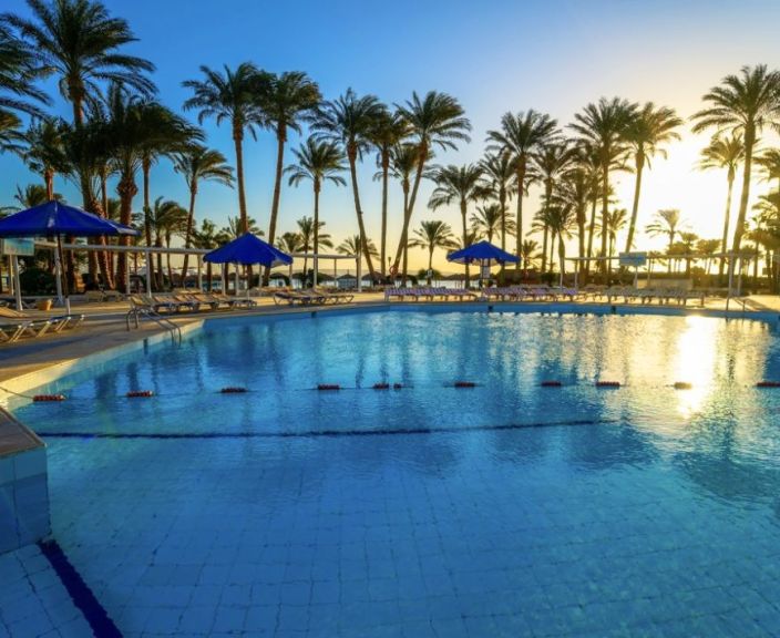 Atpūta pie jūras visai ģimenei 4* ZYA REGINA RESORT & AQUAPARK Hurgadā, Ēģiptē!