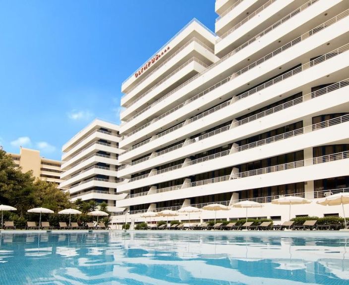 Izbaudiet Algarves šarmu 4* LUNA OLYMPUS viesnīcā Portugālē!