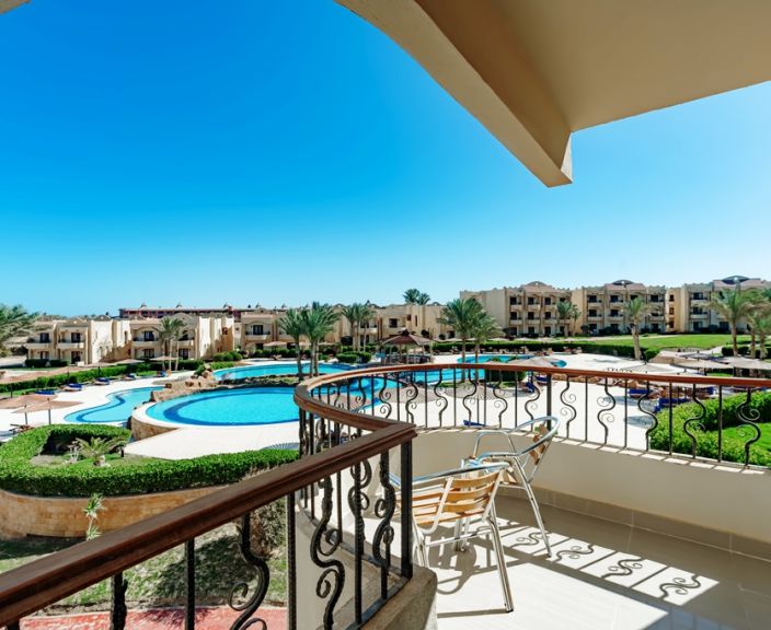 4* LIFE RESORTS CORAL HILLS - izdevīga un silta atpūta Marsalamā, Ēģiptē!