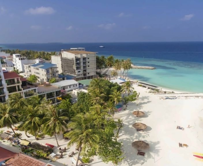 ARENA BEACH HOTEL 4* - laiska atpūta pie zilā okeāna Maldīvu salās!