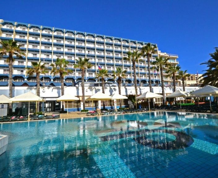 QAWRA PALACE HOTEL 4* - baudiet ērtu un modernu atpūtu Maltā!