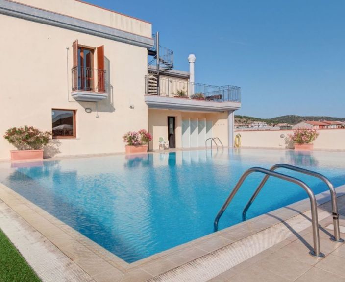 Izbaudiet atpūtu Sardīnijas dienvidos 2* viesnīcā RESIDENCE LE FONTANE!