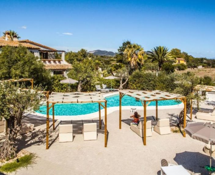 Atpūta tikai pieaugušajiem Sardīnijas dienvidos 4* viesnīcā NOHA LIFESTYLE HOTEL!