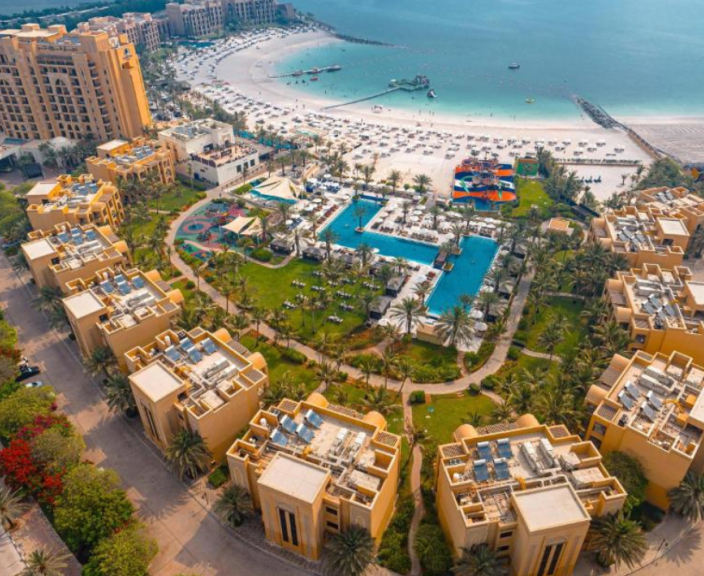Atpūta Apvienotajos Arābu Emirātos – 5* viesnīcā DOUBLETREE BY HILTON RESORT & SPA MARJAN ISLAND!