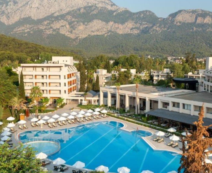 Atpūta Turcijā – 4* viesnīcā GREENWOOD KEMER RESORT!