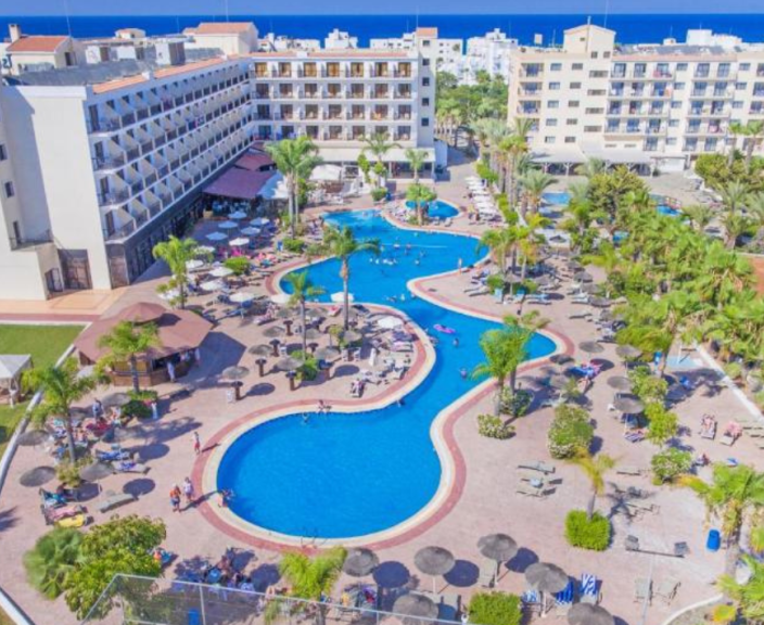 Atpūta Kiprā – 4* viesnīcā TSOKKOS GARDENS!