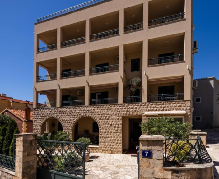 Atpūta Melnkalnē – 3* viesnīcā GUESTHOUSE MEDIN!