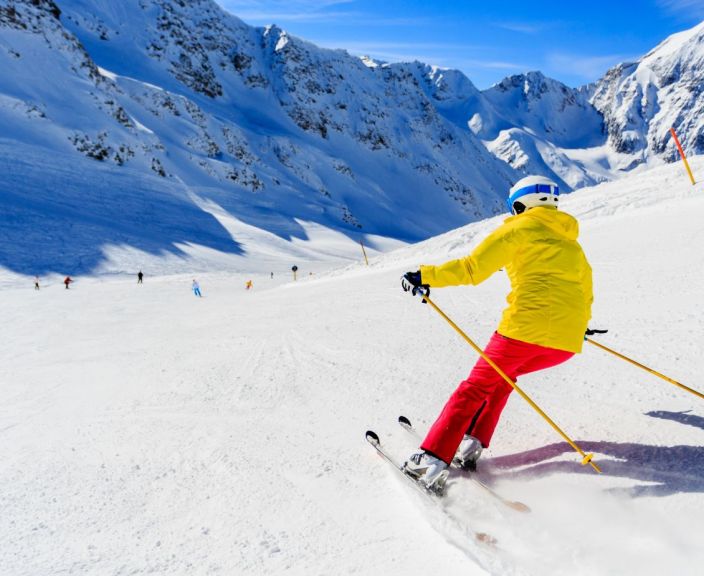 Dodies slēpot Itālijas kalnos!