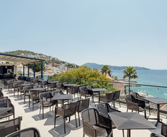 Izbaudiet dzīvi 4* TALIA HOTEL & SPA Melnkalnes Igalo!