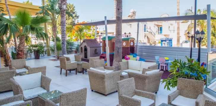 STAMATIA HOTEL 3* viesnīca - laiska atpūta pie jūras Aijanapā, Kiprā! 13
