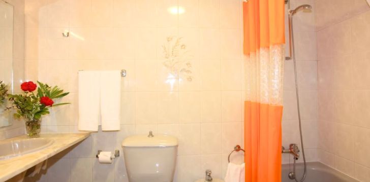 CANICO BAY 4* - viesnīca ar elpu aizraujošiem skatiem uz okeānu un kalniem Madeirā! 12