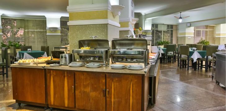 Ērta atpūta 4* SAN RAPHAEL viesnīcā Sanpaulu centrā, Brazīlijā! 10