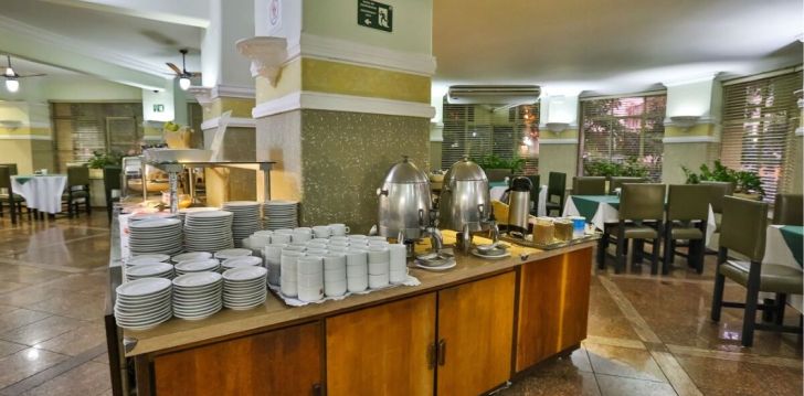 Ērta atpūta 4* SAN RAPHAEL viesnīcā Sanpaulu centrā, Brazīlijā! 14