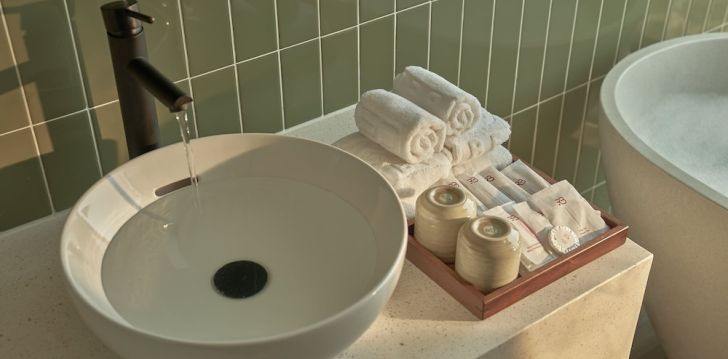 Moderna, tīra, un ērta atpūta 3* RUBENS BOUTIQUE HOTEL Pan Tietā, Vjetnamā! 20