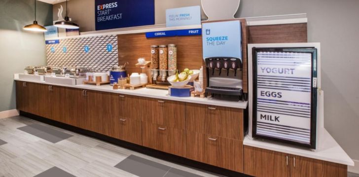 Ērta atpūta 3* HOLIDAY INN EXPRESS & SUITES HIALEAH 3* Maiami, ASV! 20