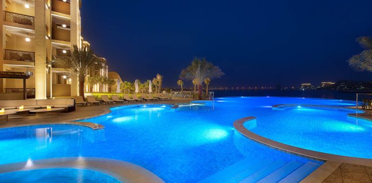 Atpūta Apvienotajos Arābu Emirātos – 5* viesnīcā DOUBLETREE BY HILTON RESORT & SPA MARJAN ISLAND! 5