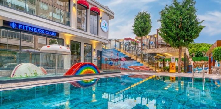Aizraujoša atpūta Turcijā 4-zvaigžņu viesnīcā CLUB BIG BLUE SUITE! 4