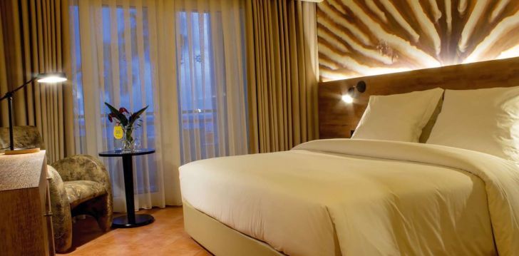 Lieliska atpūta pie smilšu pludmales 4* CALHETA BEACH viesnīcā Madeirā! 18