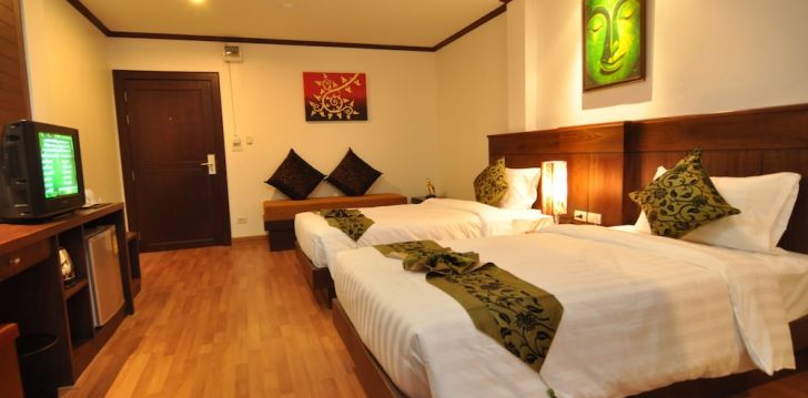 Atvaļinājums ar jumta baseinu 3* HEMINGWAY'S HOTEL Puketā, Taizemē! 15