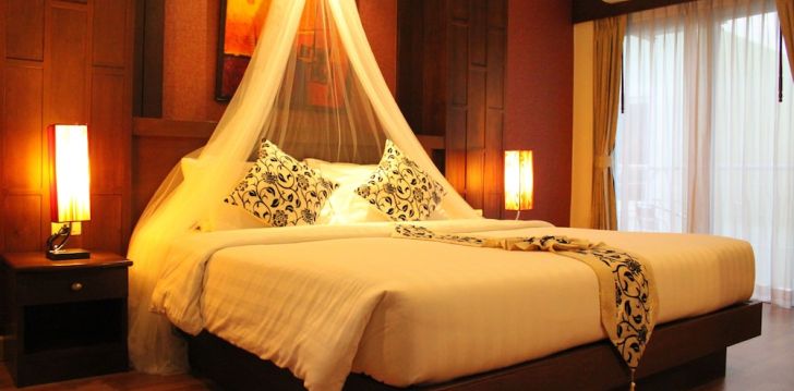 Atvaļinājums ar jumta baseinu 3* HEMINGWAY'S HOTEL Puketā, Taizemē! 26