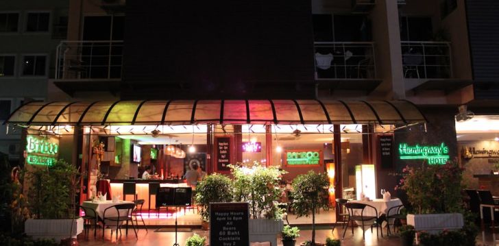 Atvaļinājums ar jumta baseinu 3* HEMINGWAY'S HOTEL Puketā, Taizemē! 13