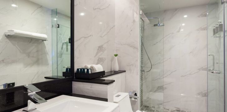 Taizemes atvaļinājums ar jumta baseinu 4* THE MARINA PHUKET HOTEL Puketā! 44