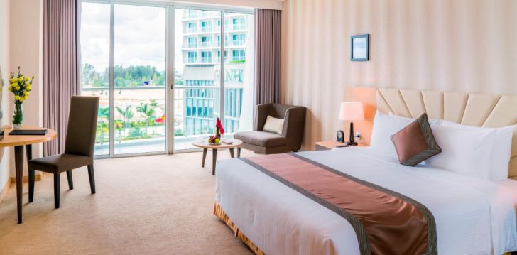 Dodieties atvaļinājumā 4* MUONG THANH LUXURY HOTEL Fukuokas salā, Vjetnamā! 18