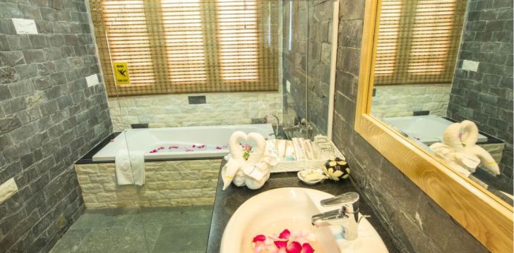 Baudiet ērtu un zaļu atpūtu 4* FAMIANA GREEN VILLA Fukuokas salā Vjetnamā! 22