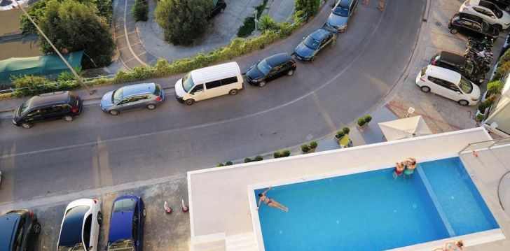 Atpūtieties ar lielisku skatu uz jūru 3* HOTEL VOLA Sarandā, Albānijā! 2