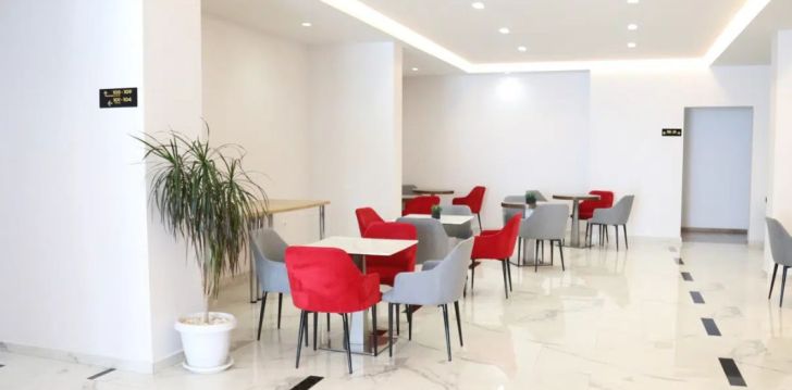 Baudiet atvaļinājumu ar skatu uz jūru 3* RELAX MEA HOTEL Sarandā, Albānijā! 3