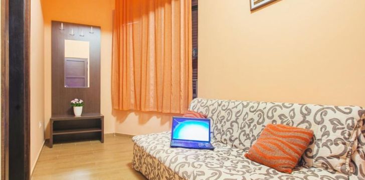 Kvalitatīva atpūta stilīgajā 4-zvaigžņu APARTMENTS AZUR viesnīcā Melnkalnē! 12