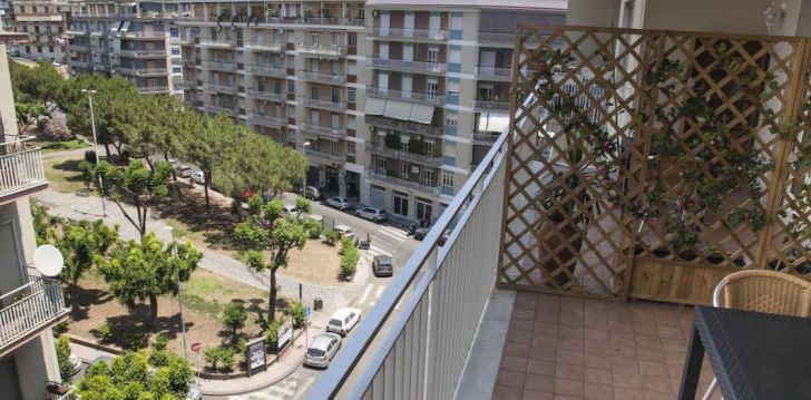 Baudiet laisku un izdevīgu atpūt 3* B&B ETNA SEA HOUSE Katānijā, Sicīlijā! 1