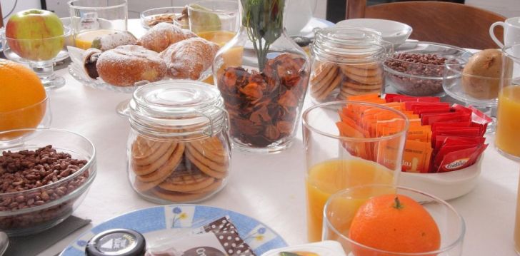 Baudiet laisku un izdevīgu atpūt 3* B&B ETNA SEA HOUSE Katānijā, Sicīlijā! 3