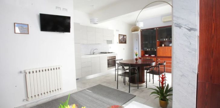 Baudiet laisku un izdevīgu atpūt 3* B&B ETNA SEA HOUSE Katānijā, Sicīlijā! 2