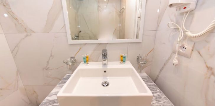 Baudiet atpūtu Ksamilas centrā 4* CLASS HOTEL, Albānijā! 18