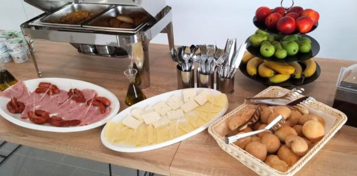 Baudiet Adrijas jūras atvaļinājumu 3* HM HOTEL Vlorē, Albānijā! 22