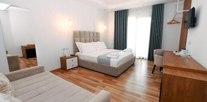 Atvaļinājums ar baseinu, 250 metrus no jūras 4* BIANCO viesnīcā Ksamilā, Albānijā! 21