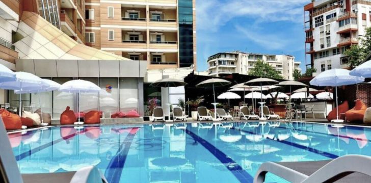 Baudiet atpūtu ar baseinu, 100 m no pludmales 4* AMH HOTEL Duresā, Albānijā! 3