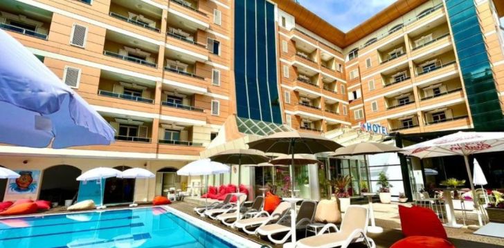 Baudiet atpūtu ar baseinu, 100 m no pludmales 4* AMH HOTEL Duresā, Albānijā! 4