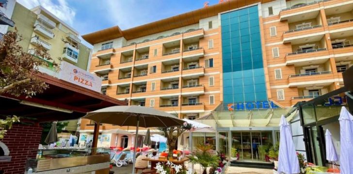 Baudiet atpūtu ar baseinu, 100 m no pludmales 4* AMH HOTEL Duresā, Albānijā! 5