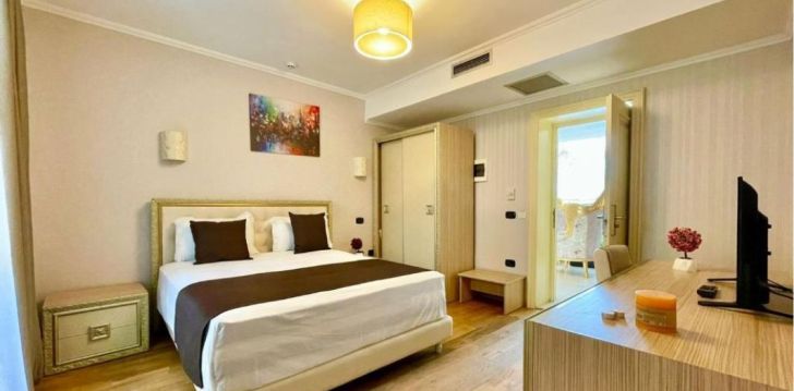Baudiet atpūtu ar baseinu, 100 m no pludmales 4* AMH HOTEL Duresā, Albānijā! 22