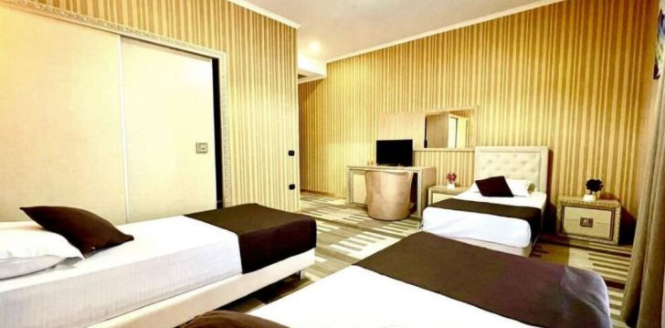 Baudiet atpūtu ar baseinu, 100 m no pludmales 4* AMH HOTEL Duresā, Albānijā! 23