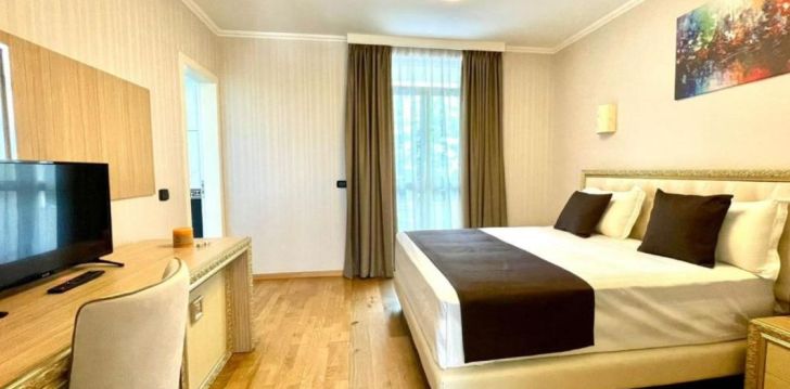 Baudiet atpūtu ar baseinu, 100 m no pludmales 4* AMH HOTEL Duresā, Albānijā! 24