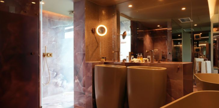 Baudiet atvaļinājumu ar jumta baseinu un skatu 4* THE VIEWS BAIA (18+) Madeirā! 23