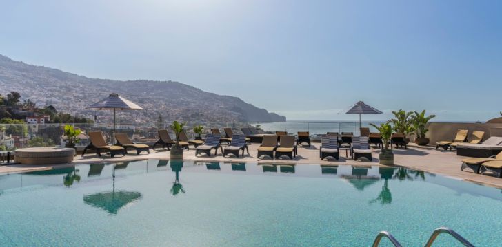 Baudiet atvaļinājumu ar jumta baseinu un skatu 4* THE VIEWS BAIA (18+) Madeirā! 2